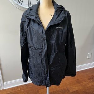 Columbia black Womens XL rain jacket Omni-tech